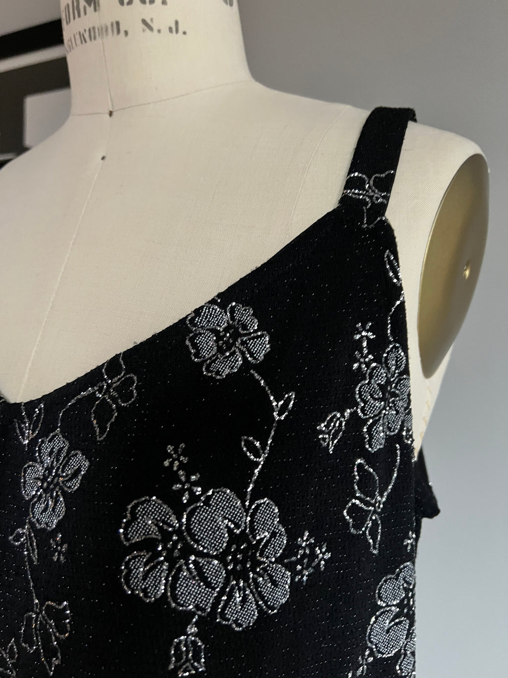 Alex Evening Sparkly Floral Tank