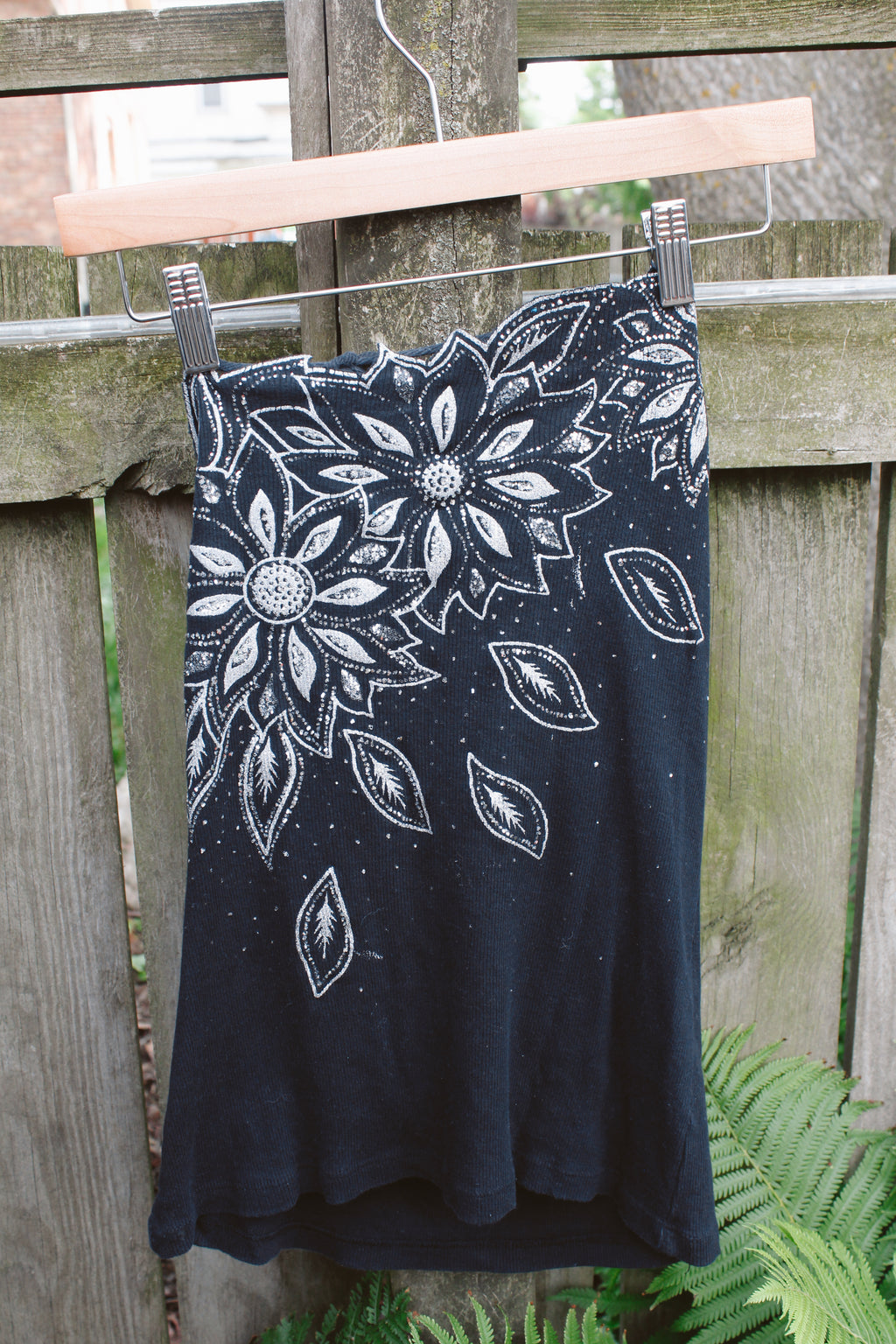 Y2K Sequin Flower Black Tank