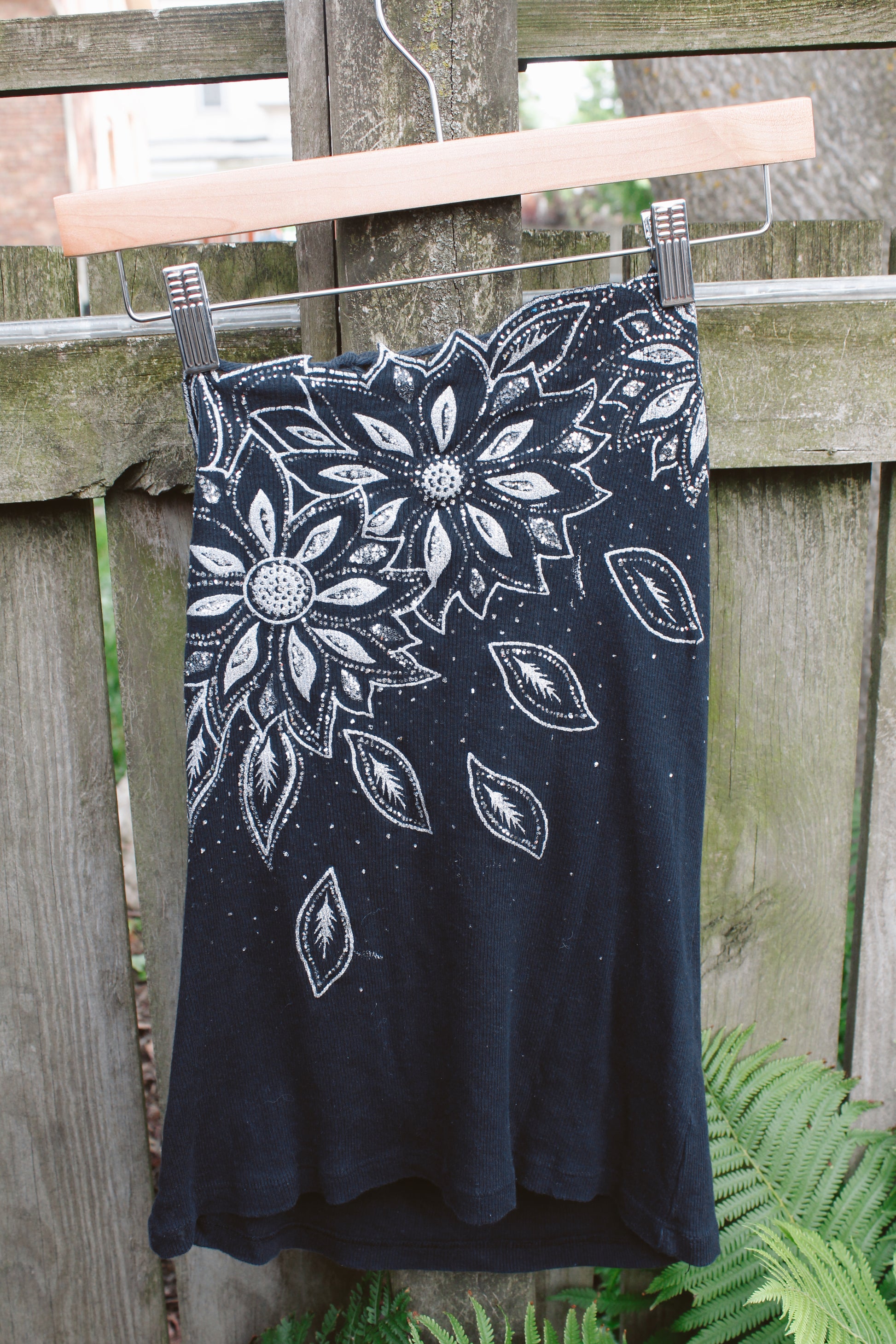 Y2K Sequin Flower Black Tank